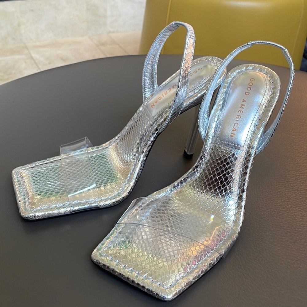 Good American Open Square Toe Heels Silver Snake Size 6 1/2 GA120L-X